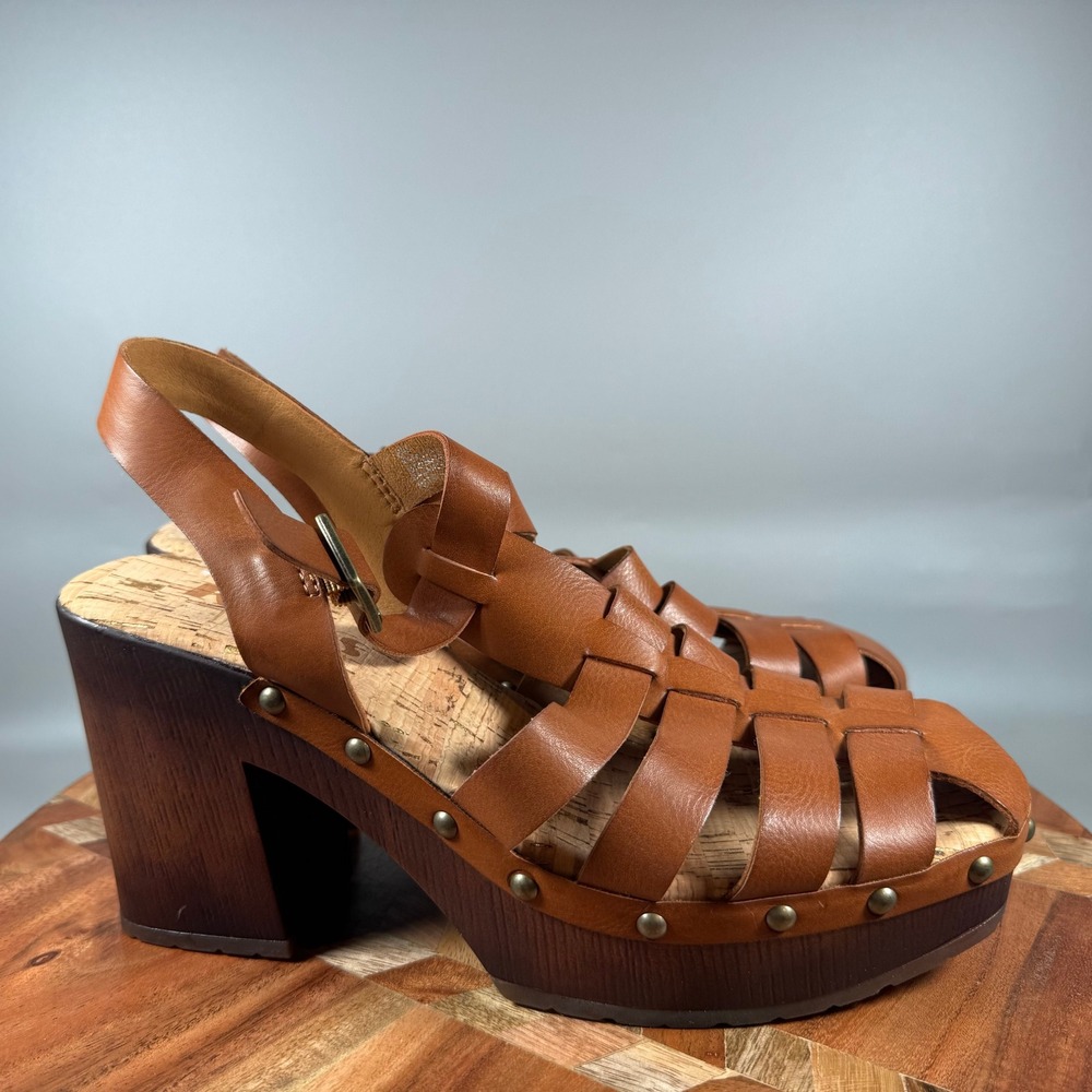 Korks Women 8M Cognac Brown Fisherman Platform Clog Sandals KR0012716 Studded